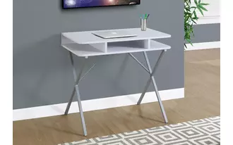 computer desk - 31 l - white top - silver metal  
