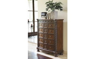 CHEST North Shore Dark BrownB553-46 ASHLEY