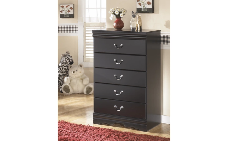FIVE DRAWER CHEST ASHLEY Huey Vineyard Black B128-46