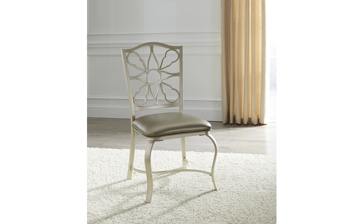 D390-01 SHOLLYN - SILVER DINING UPH SIDE CHAIR (4 CN)
