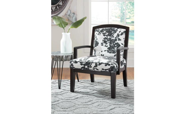 A3000096 TREVEN ACCENT CHAIR TREVEN