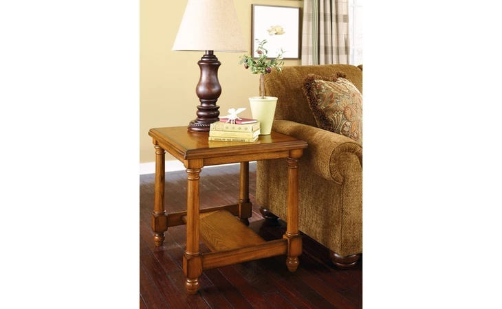T530-3  END TABLE-OCCASIONAL-HOLFIELD