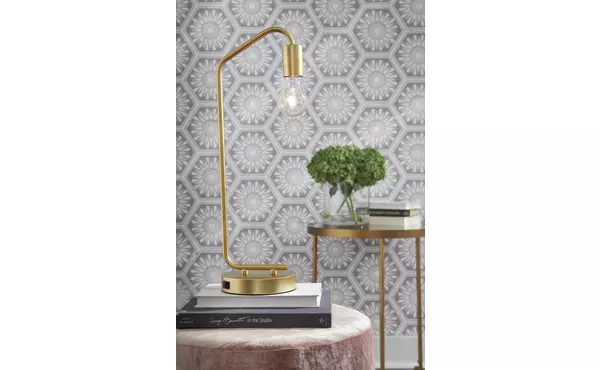 covybend gold metal desk lamp (1/cn) by ashley