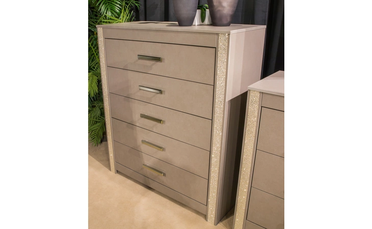 B1145-345 Surancha FIVE DRAWER WIDE CHEST