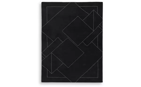 marav black/white large rug by ashley