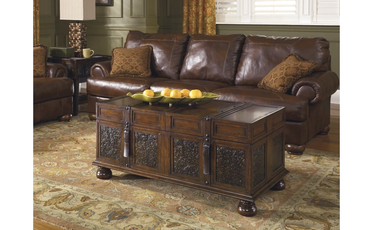 T753-20 MCKENNA COFFEE TABLE WITH STORAGE