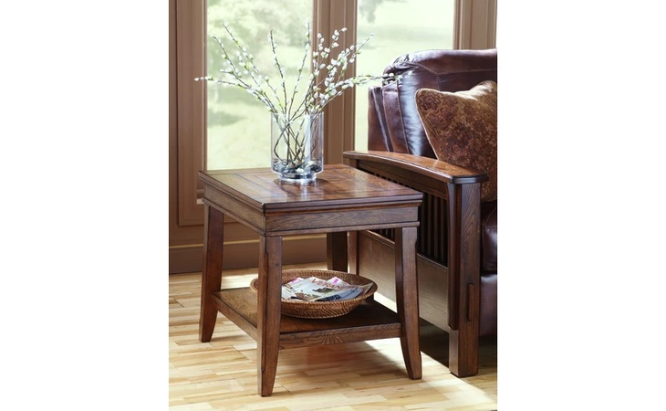 T504-3  END TABLE-OCCASIONAL-KELVIN HALL