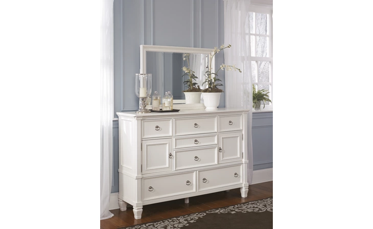 DRESSER ASHLEY Prentice White B672-31