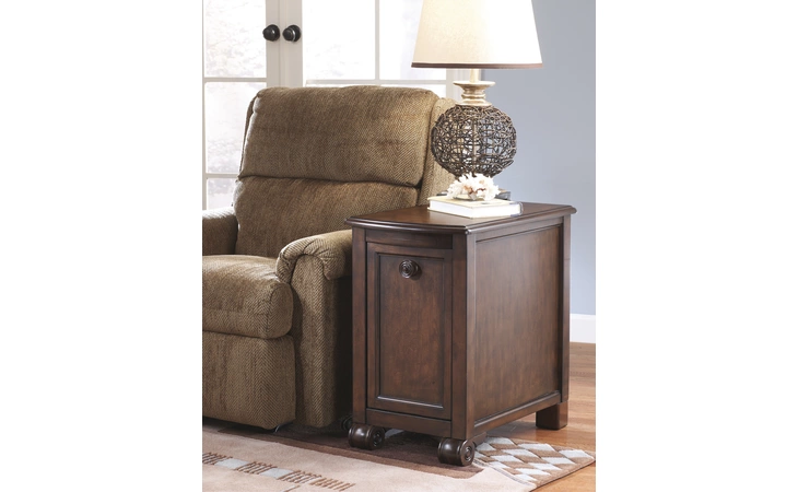 T496-7 BROOKFIELD CHAIR SIDE END TABLE