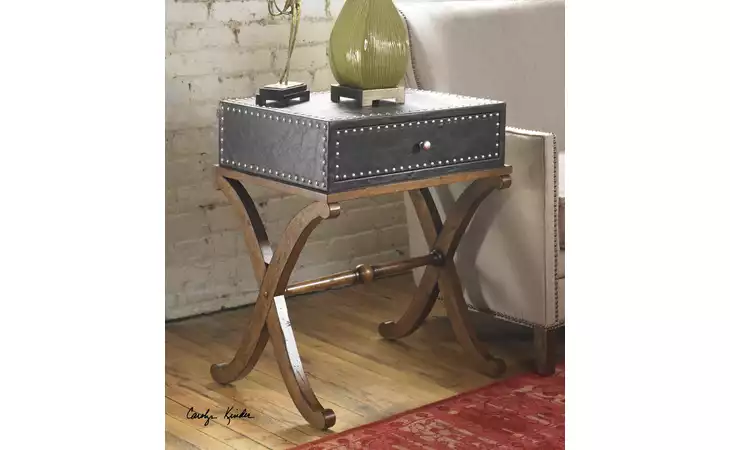 24320  LOK ACCENT TABLE