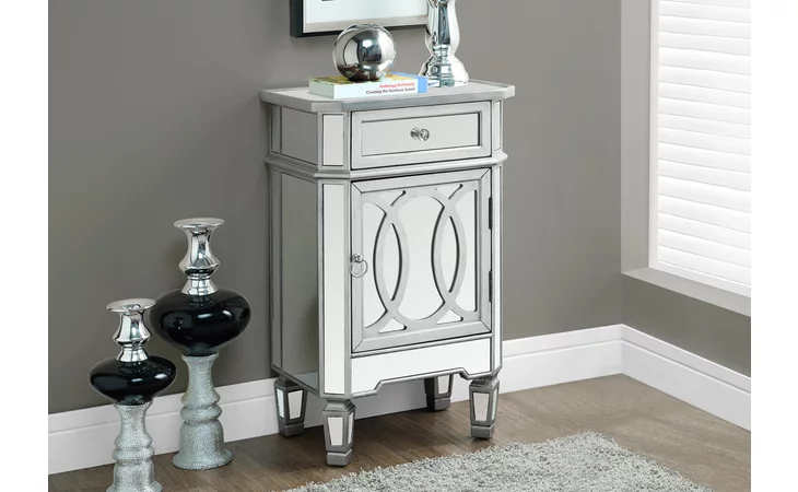 I3707  ACCENT TABLE - 29 H - BRUSHED SILVER - MIRROR