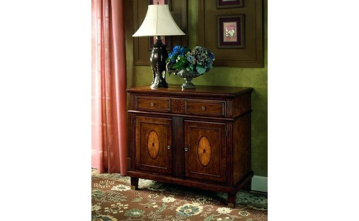 T247-40 Garnilly ACCENT CABINET-OCCASIONAL-GLEN EAGLE