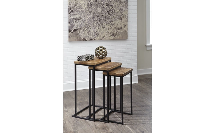 T506-316  NESTING END TABLES (3 CN)