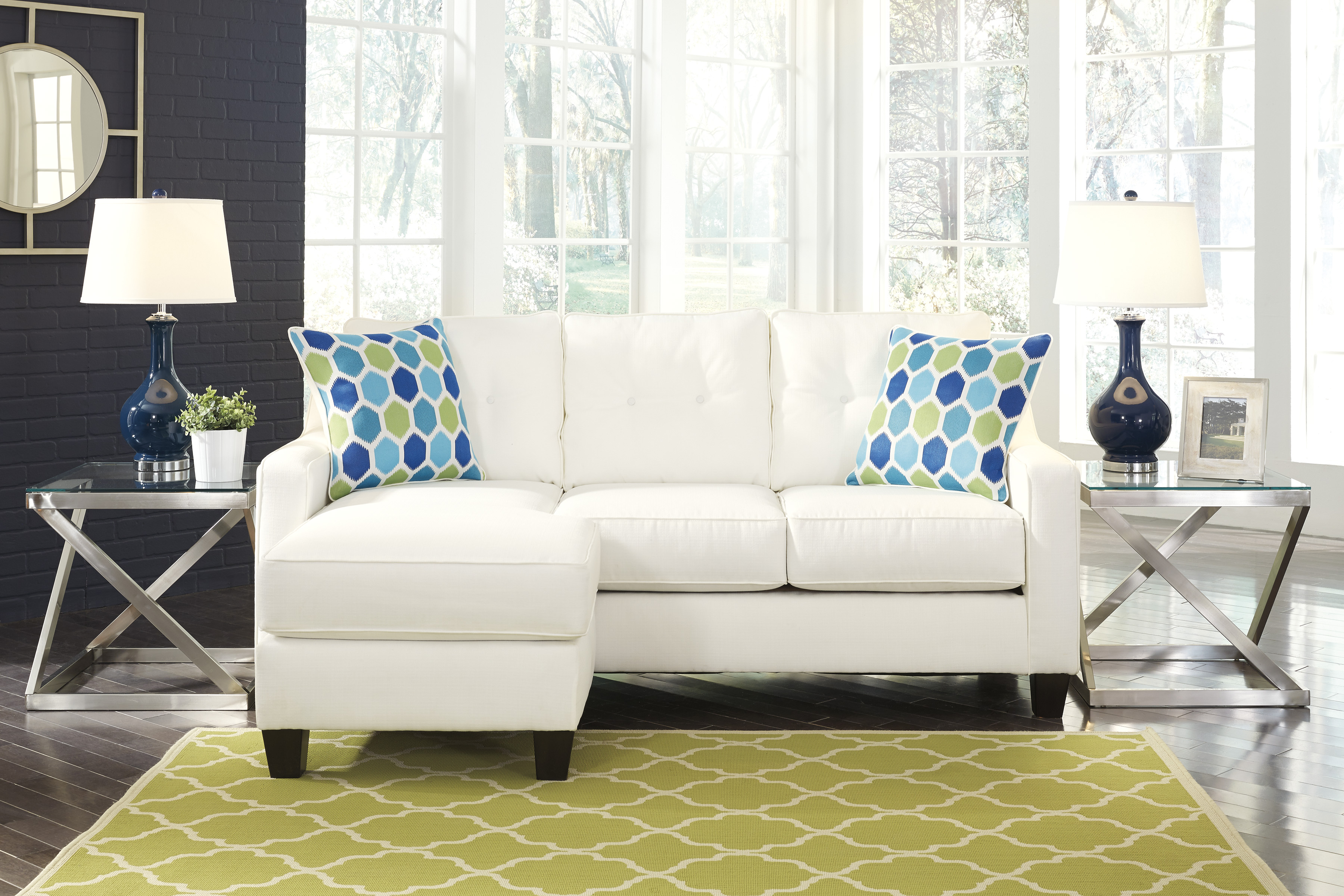 6870468 ASHLEY FURNITURE