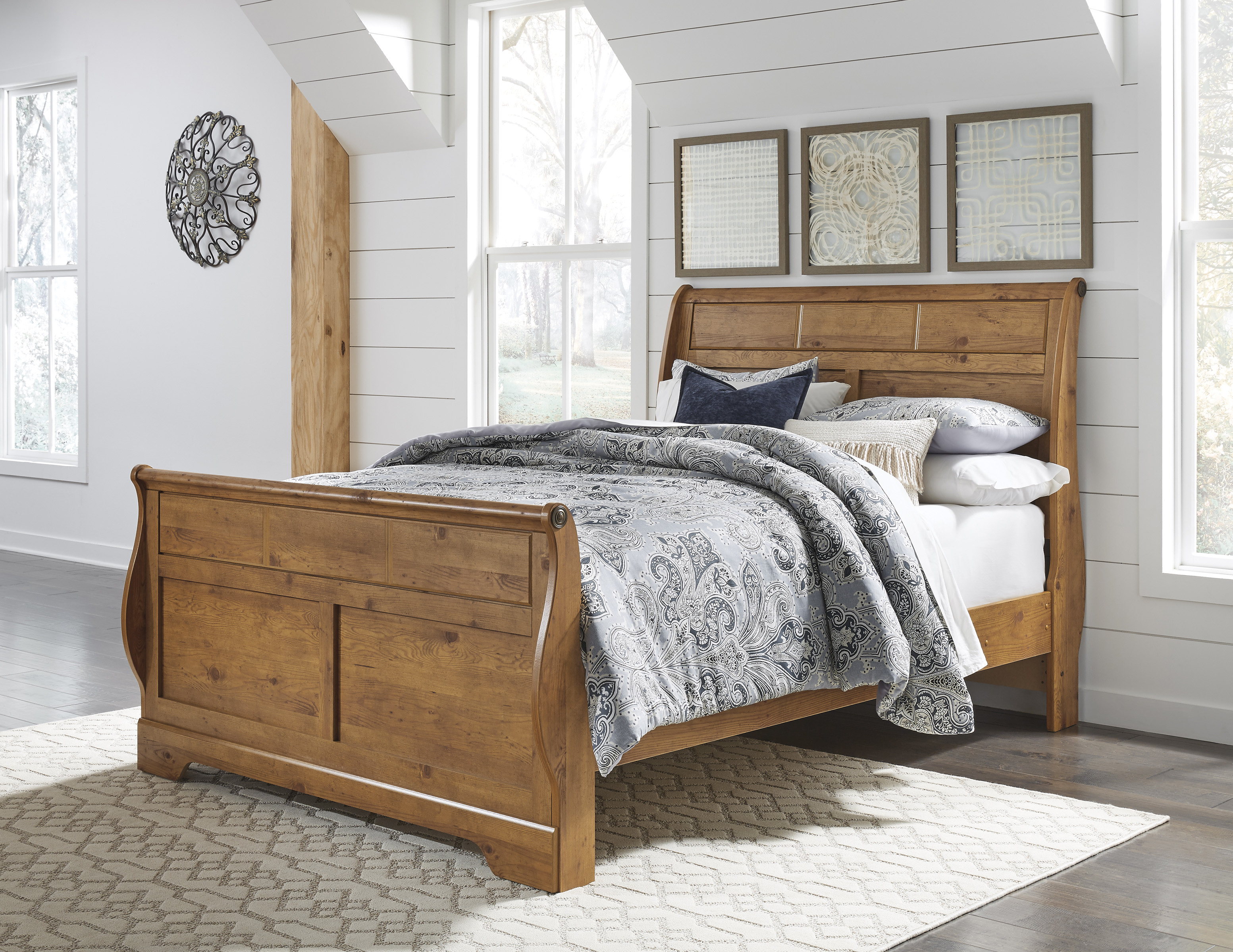 B21965 ASHLEY FURNITURE