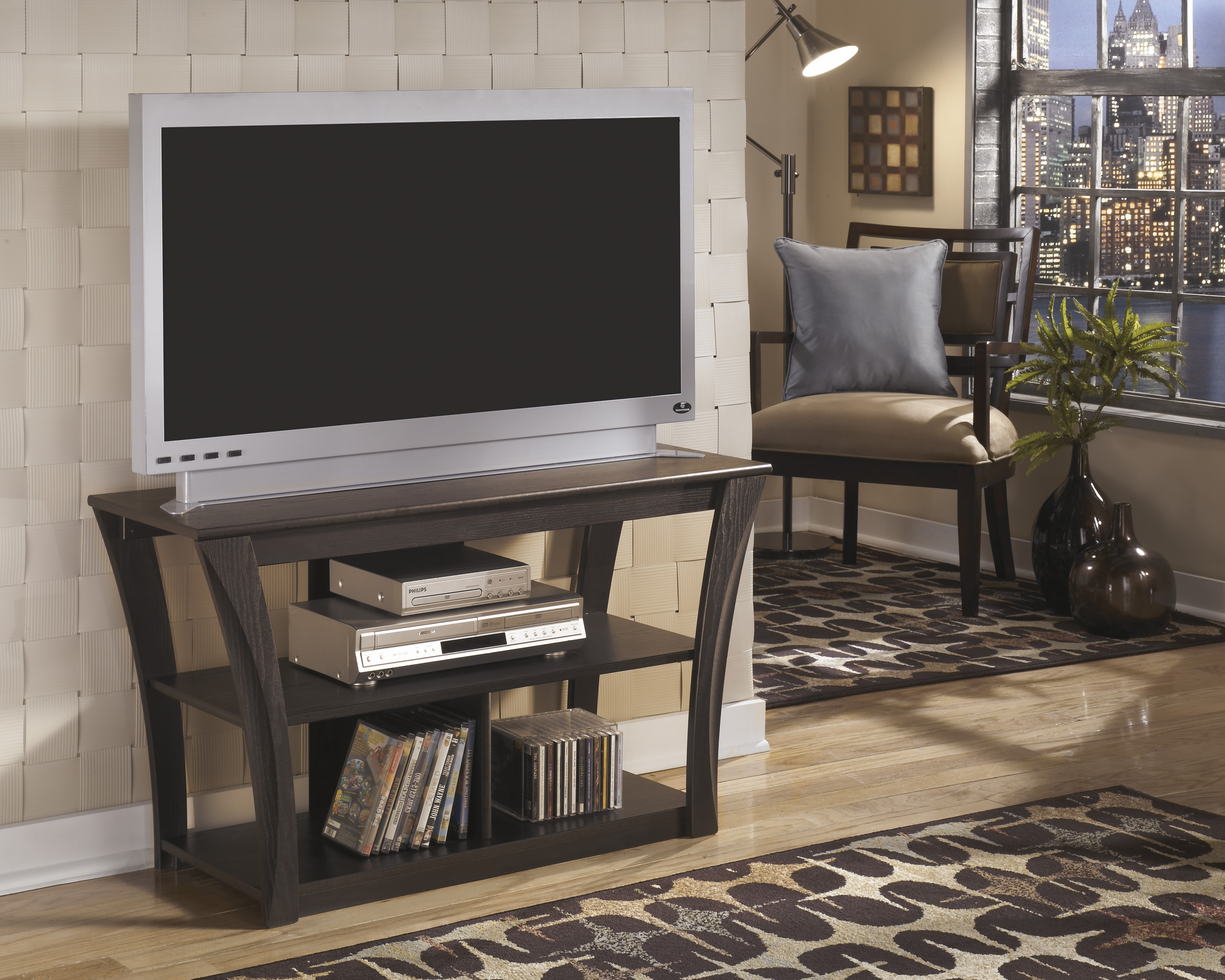 W276 10 Ashley Furniture