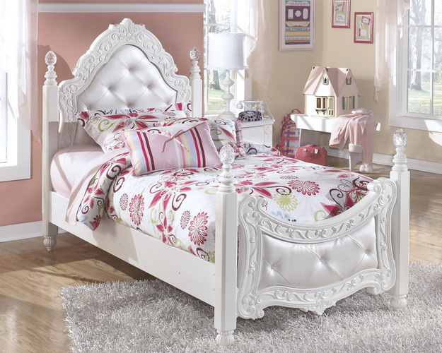 B18871 ASHLEY FURNITURE