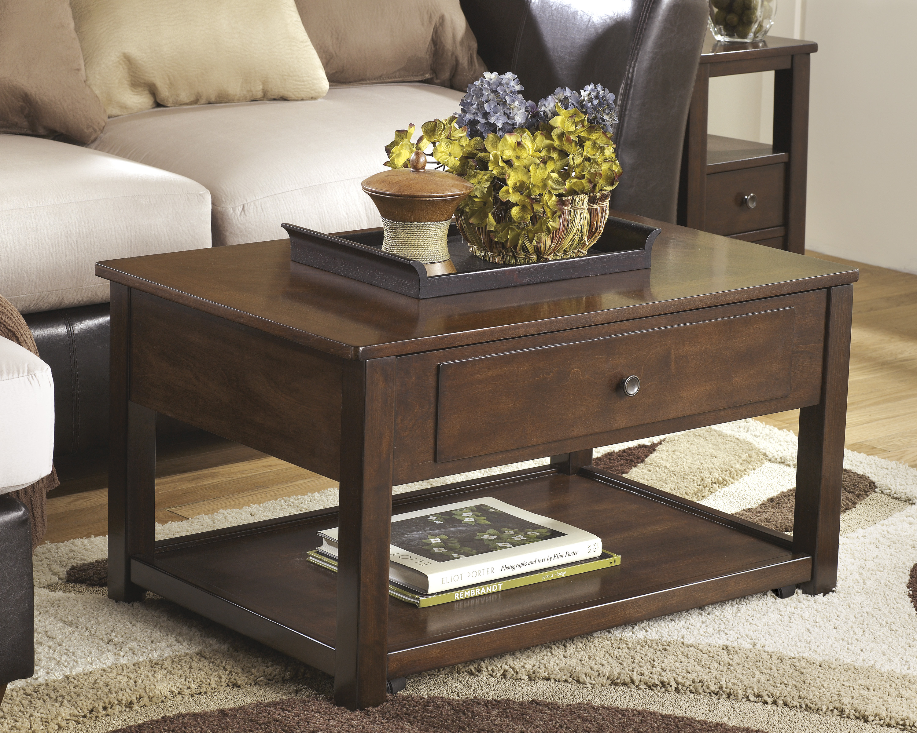 T4779 ASHLEY FURNITURE