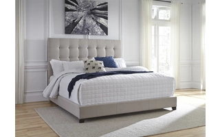 B130-582 Dolante KING UPHOLSTERED BED