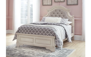 FULL PANEL FOOTBOARD Realyn Two-toneB743-84 ASHLEY