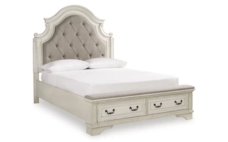 B743-54S Realyn QUEEN UPH BENCH FOOTBOARD