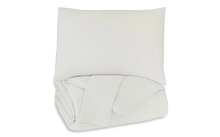 QUEEN COMFORTER SET Eilena Queen Comforter SetQ445033Q ASHLEY