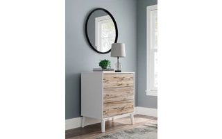 THREE DRAWER CHEST Piperton Two-toneEA1221-243 ASHLEY