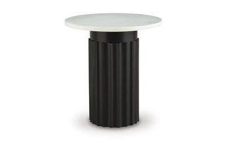 accent table  A4000724 ashley