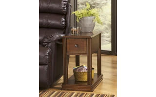 T007-527 Breegin CHAIR SIDE END TABLE