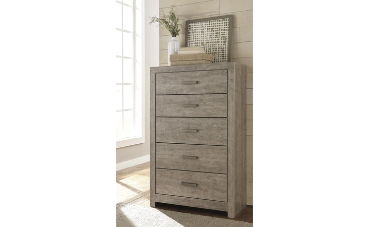 Culverbach FIVE DRAWER CHEST ASHLEY Gray B070-46