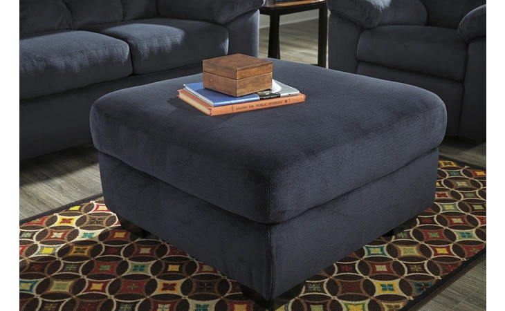 9540208 DAILEY OVERSIZED ACCENT OTTOMAN