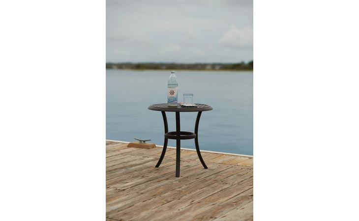 TANGLEVALE - BURNT ORANGE ROUND END TABLE TANGLEVALE ASHLEY  P557-706