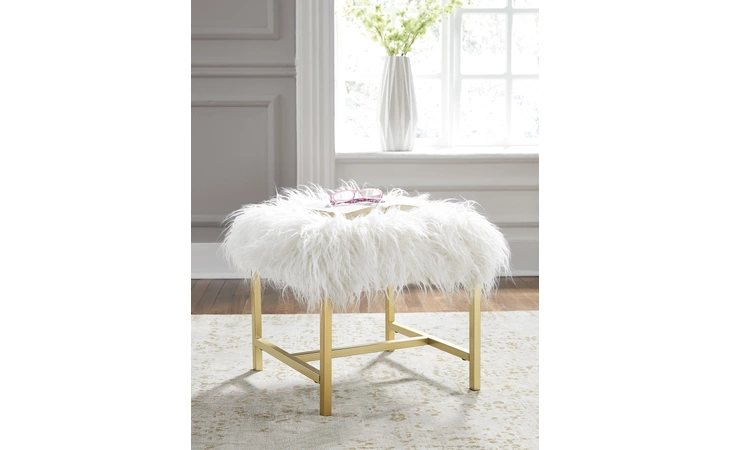 A3000008 Elissa STOOL