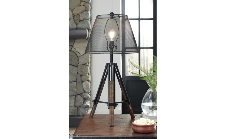 Leolyn METAL TABLE LAMP (1/CN) ASHLEY Metal Table Lamp (1/CN) L207994