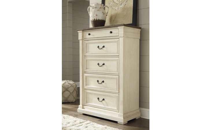 Bolanburg FIVE DRAWER CHEST ASHLEY Antique White B647-146
