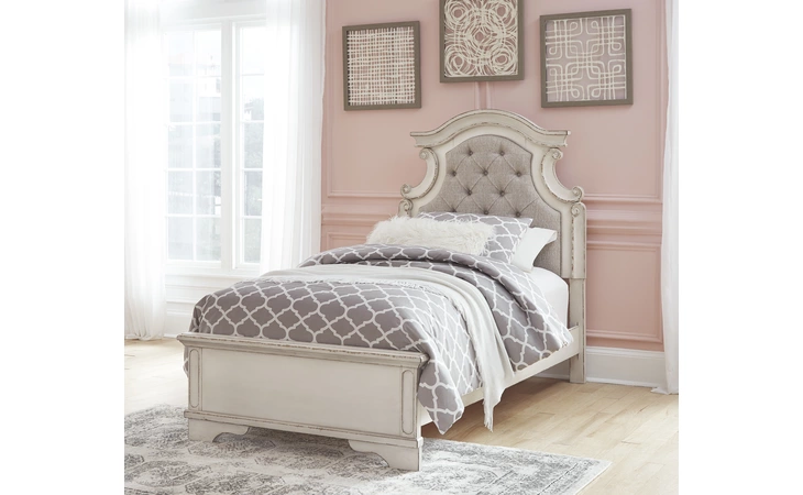 Realyn TWIN PANEL FOOTBOARD ASHLEY Two-tone B743-52