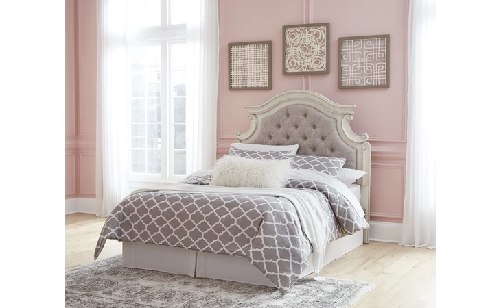 Realyn FULL UPH PANEL HEADBOARD ASHLEY Two-tone B743-87