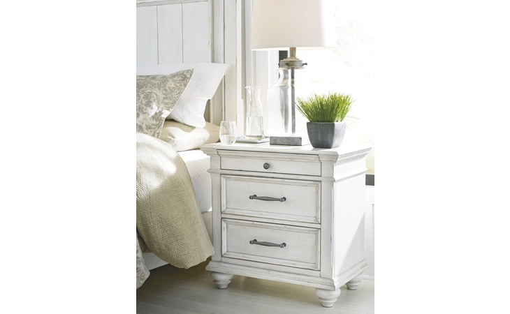Kanwyn THREE DRAWER NIGHT STAND ASHLEY Whitewash B777-93