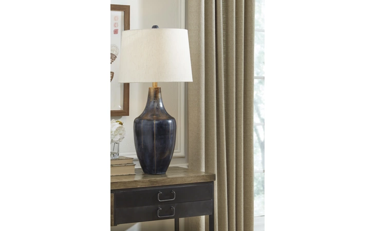 Evania METAL TABLE LAMP (1/CN) ASHLEY Indigo L207344