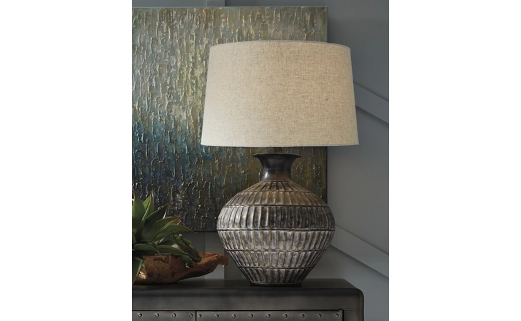 Magan METAL TABLE LAMP (1/CN) ASHLEY Antique Bronze Finish L207354