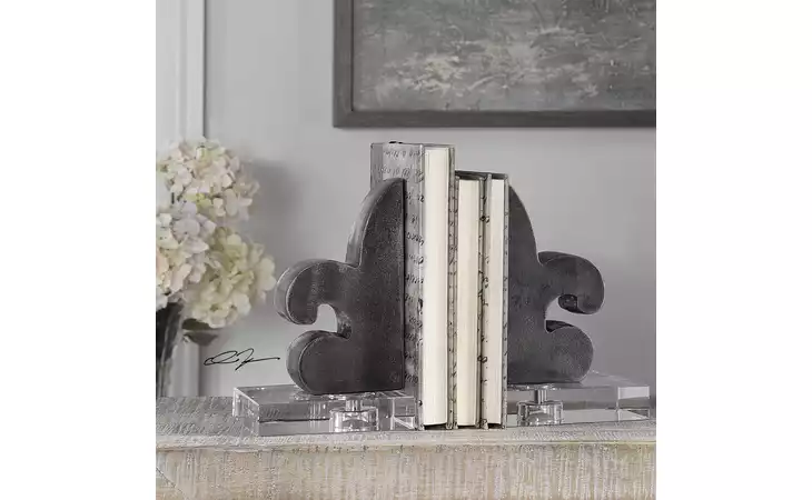 17506 LILY BOOKENDS, S 2 UTTERMOST  17506