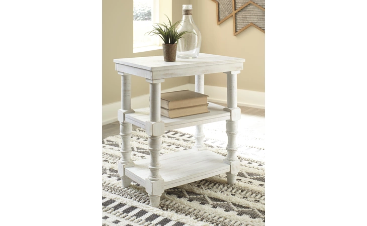Dannerville ACCENT TABLE ASHLEY  A4000276