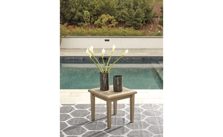 Gerianne SQUARE END TABLE ASHLEY Grayish Brown P805-702