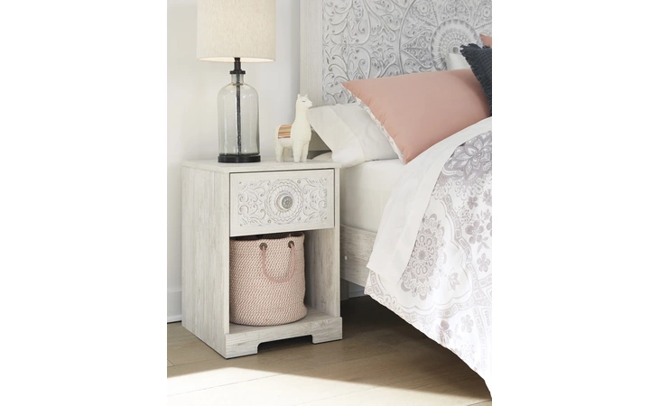 Paxberry REPLACED BY EB1811-291 ASHLEY FURNITURE Whitewash EB1811-191