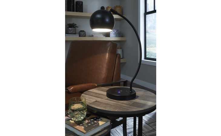 Marinel METAL DESK LAMP (1/CN) ASHLEY Black L206002