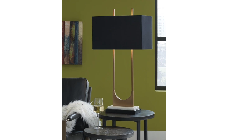 Malana METAL TABLE LAMP (1/CN) ASHLEY Brass Finish L208254