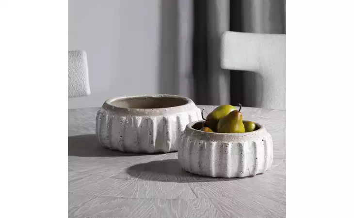 17763 AZARIAH BOWLS, S/2 UTTERMOST  17763