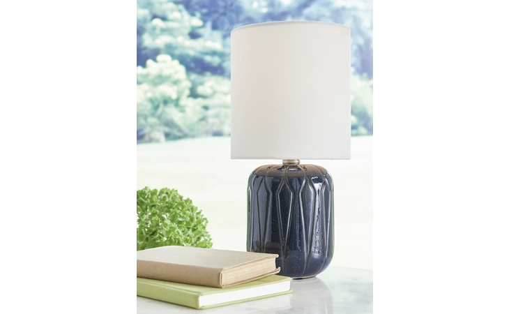 Hengrove CERAMIC TABLE LAMP (1/CN) ASHLEY Ceramic Table Lamp (1/CN) L180004