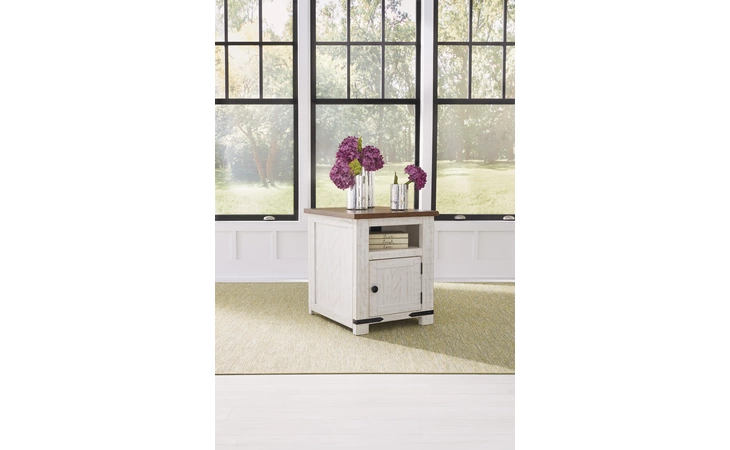 Wystfield RECTANGULAR END TABLE ASHLEY FURNITURE White/Brown T969-3