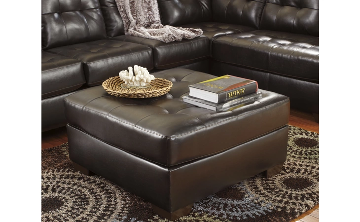 Alliston OVERSIZED ACCENT OTTOMAN ASHLEY Chocolate 2012108